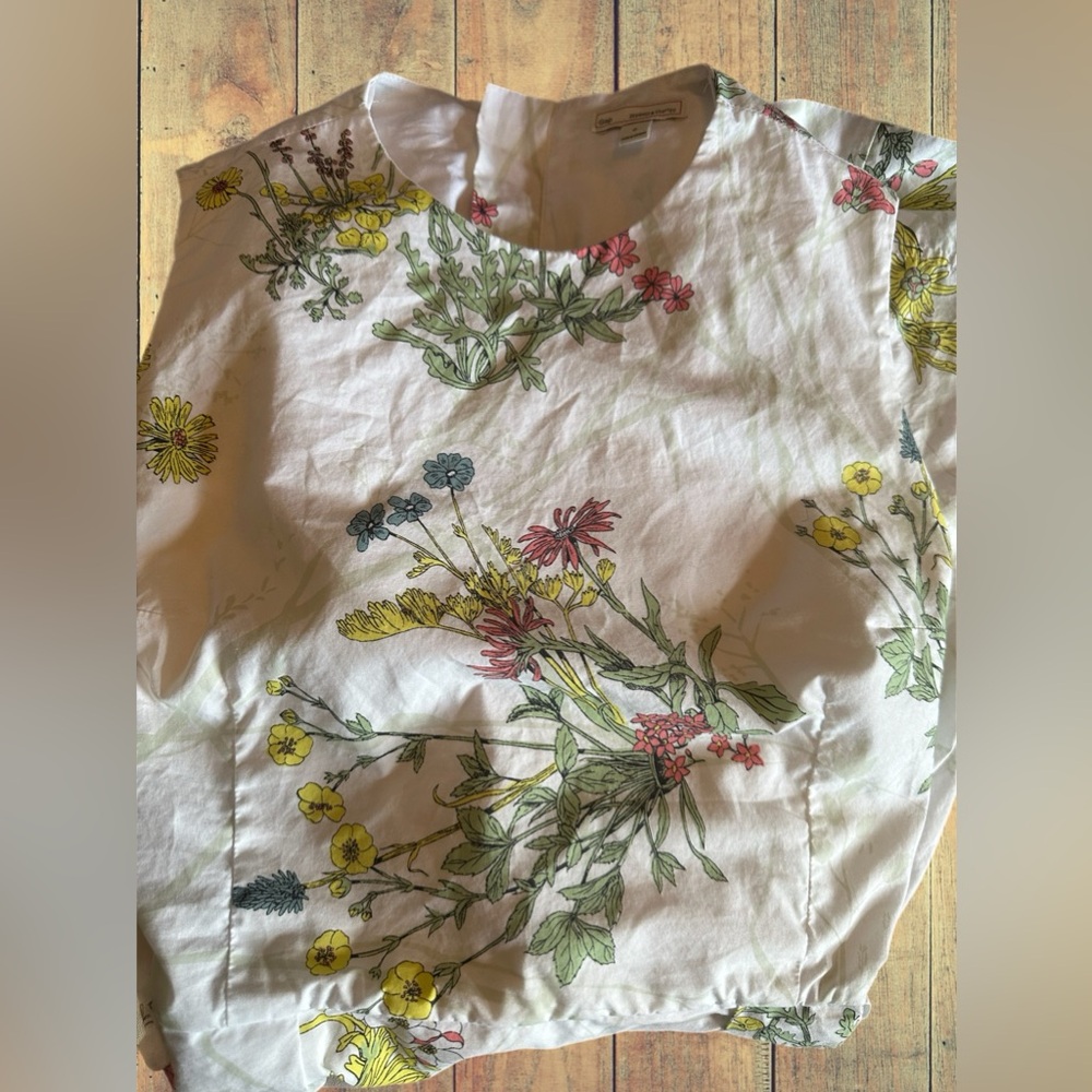 Floral dress size 0 by Gap. - Picture 9 of 14